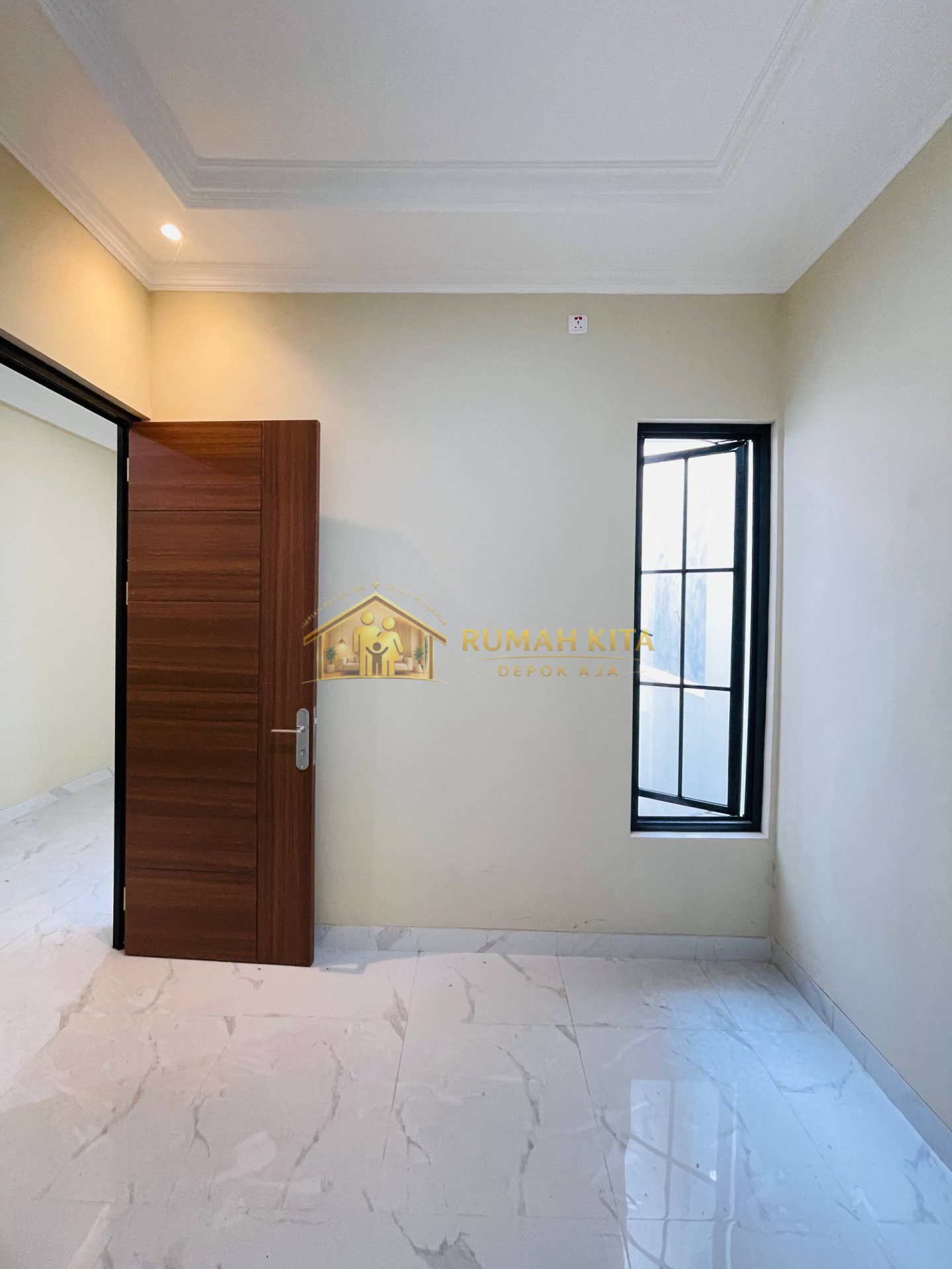 Kamar Tidur Rumah 2 Lantai Belakang RS Citra Medika di Kalimulya Depok