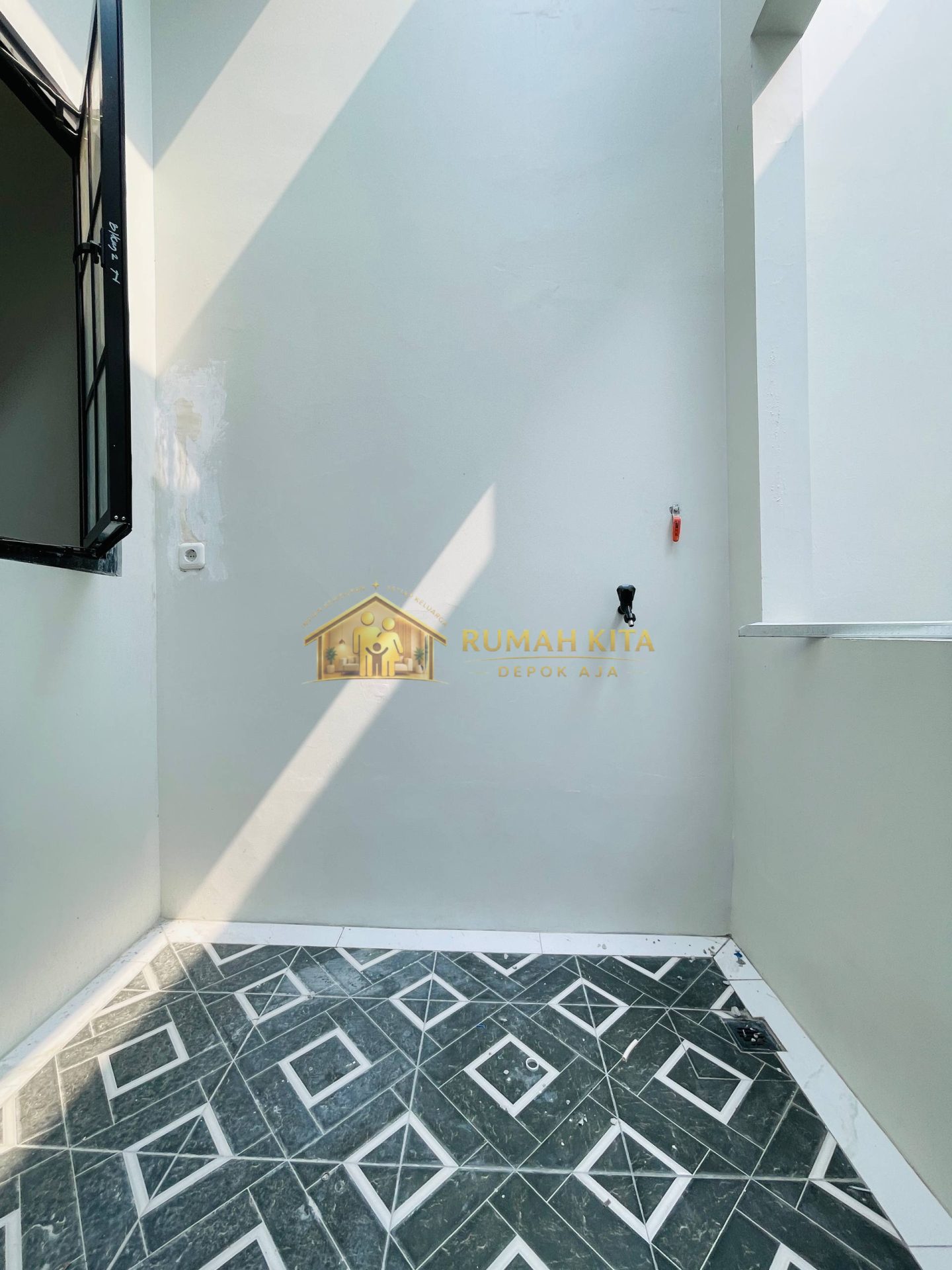 Area Laundry Rumah 2 Lantai Nempel Grand Depok City