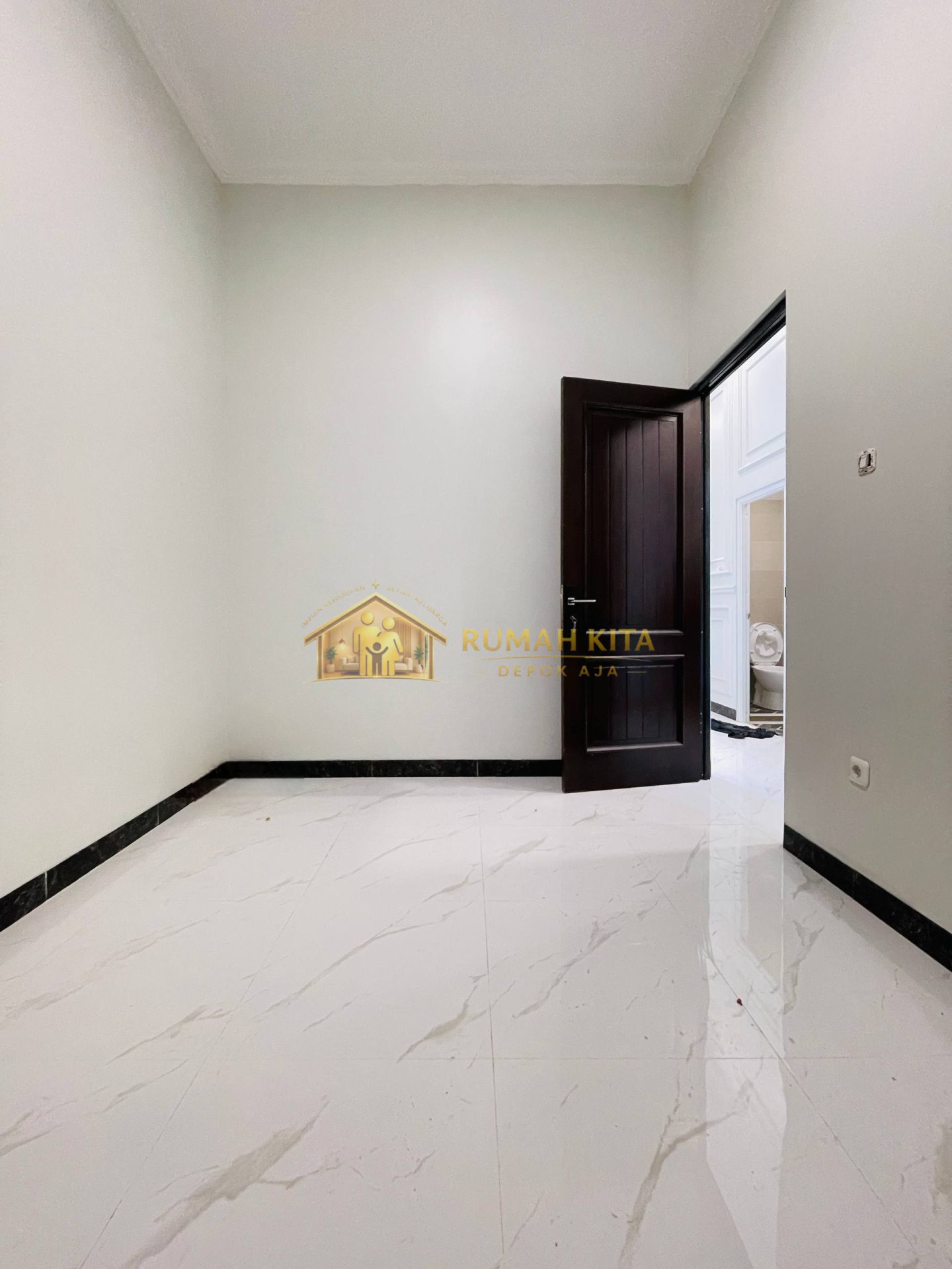 Kamar Tidur Rumah 2 Lantai Nempel Grand Depok City