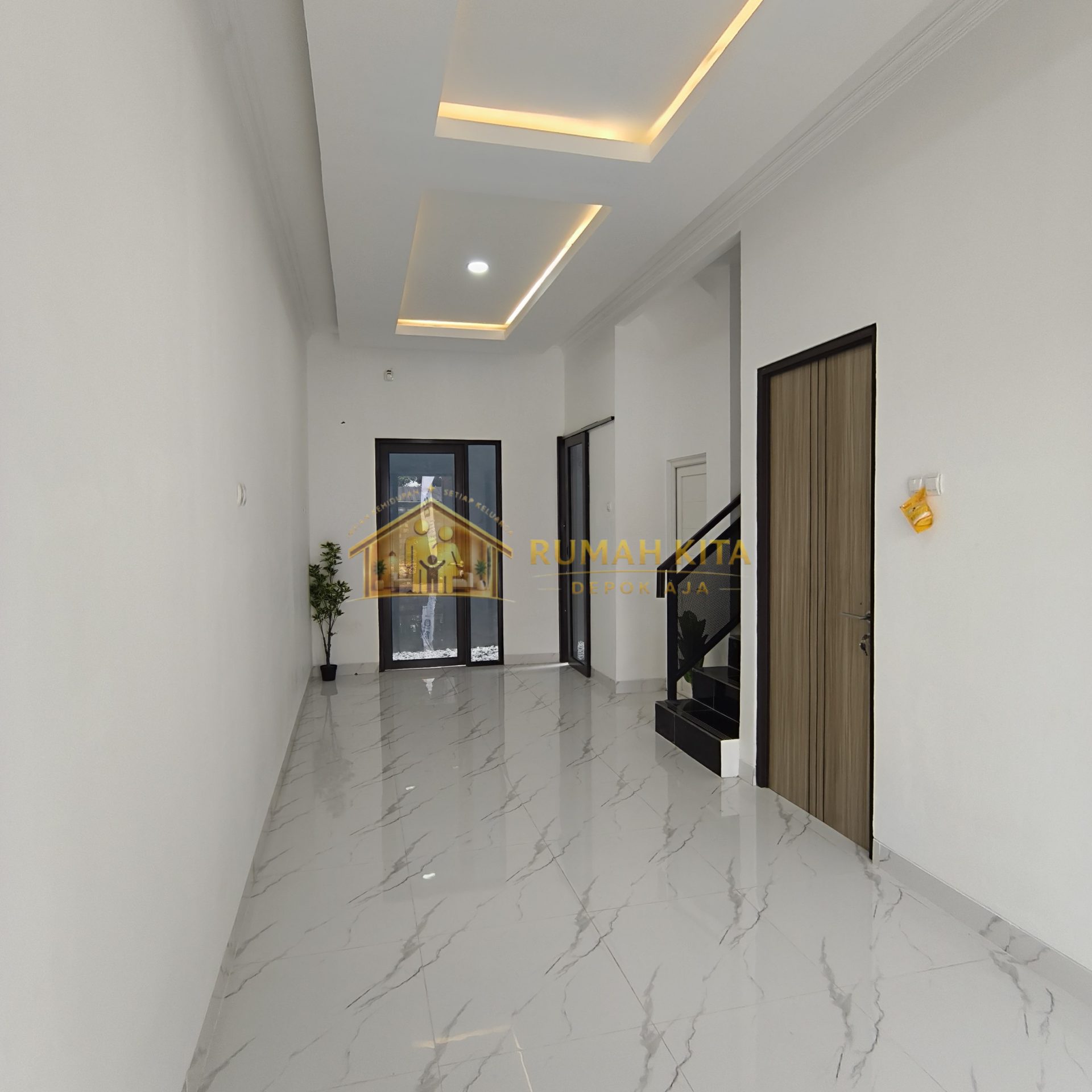 Ruang Tamu Rumah 2 Lantai di Sawangan Depok