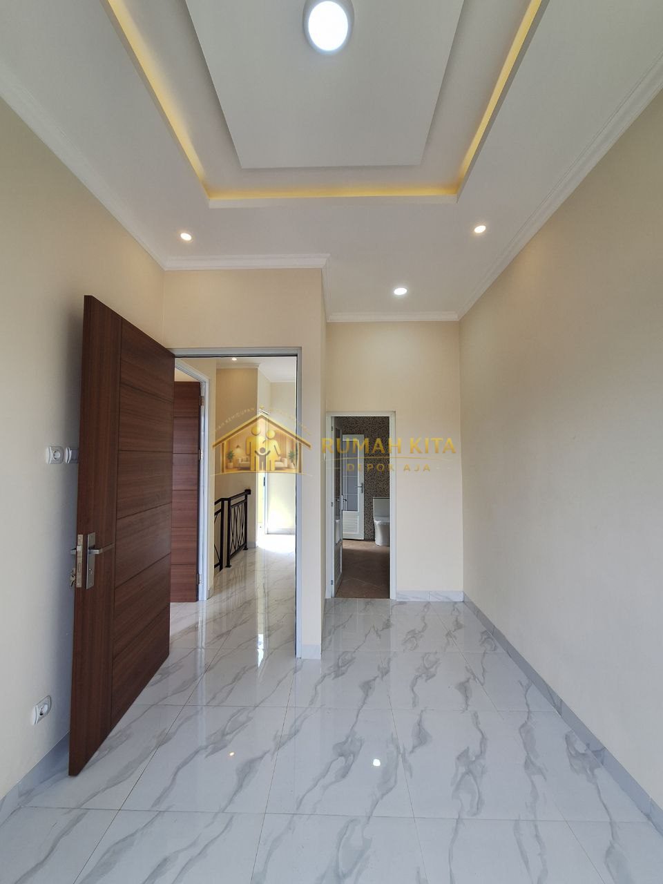 Kamar Tidur Rumah di Depok Dekat Stasiun Nempel Alun-alun GDC