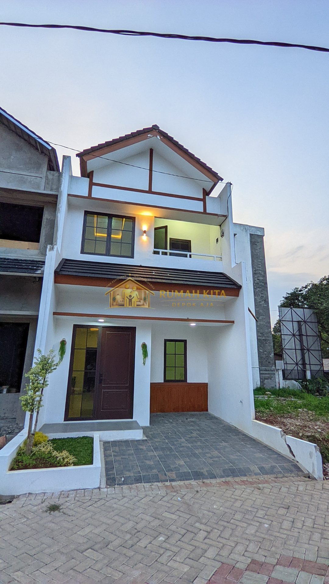Fasad Rumah 2 Lantai di Sawangan Depok