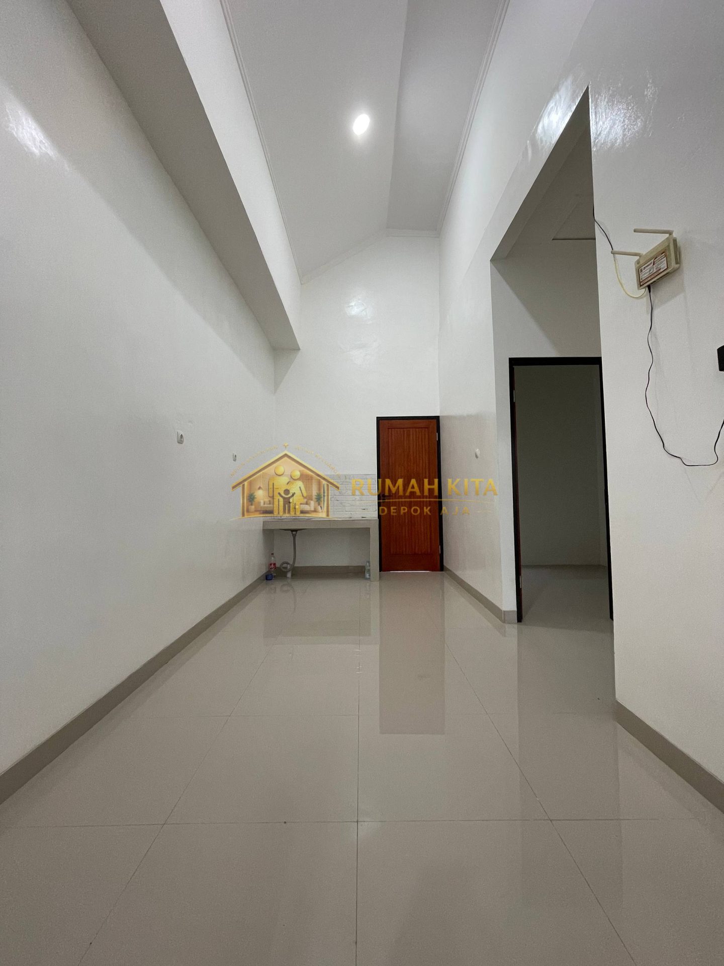 Ruang Tamu Rumah 1 Lantai Dekat Stasiun Citayam di Sawangan Depok