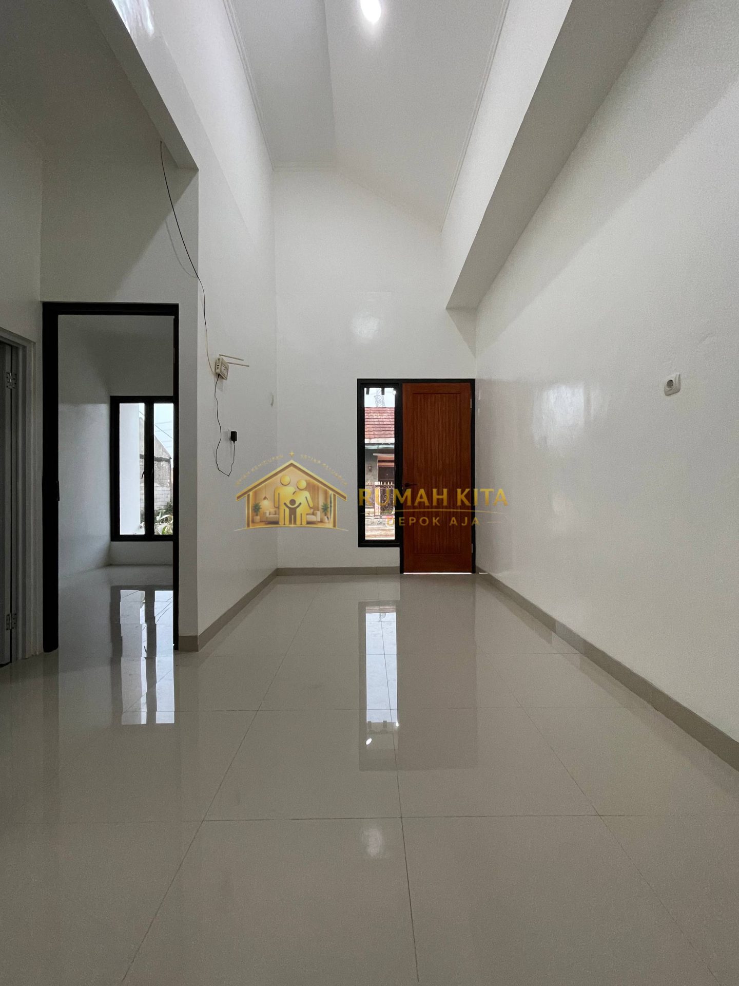 Ruang Tamu Rumah 1 Lantai Dekat Stasiun Citayam di Sawangan Depok