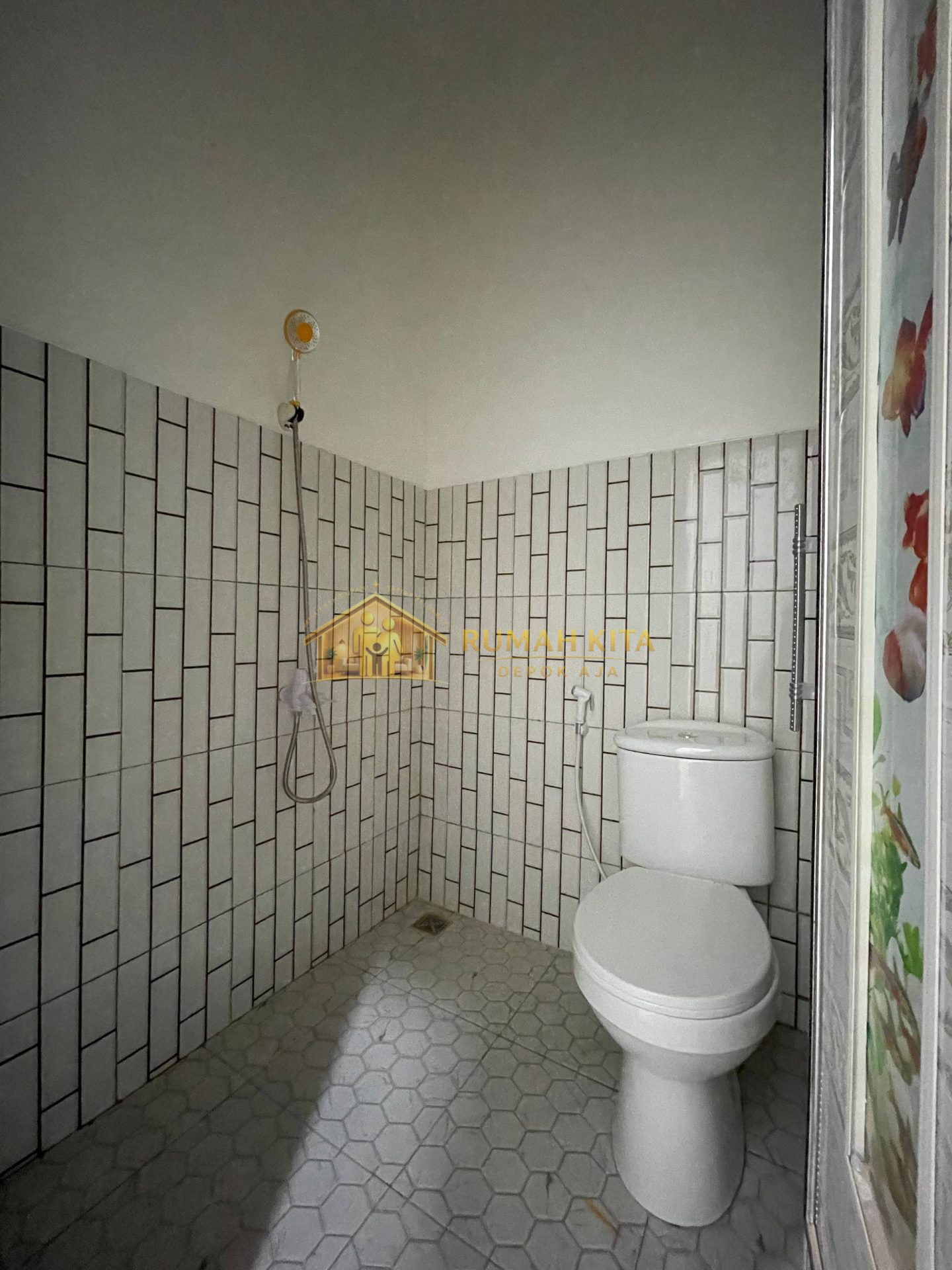 Kamar Mandi Rumah 1 Lantai Dekat Stasiun Citayam di Sawangan Depok