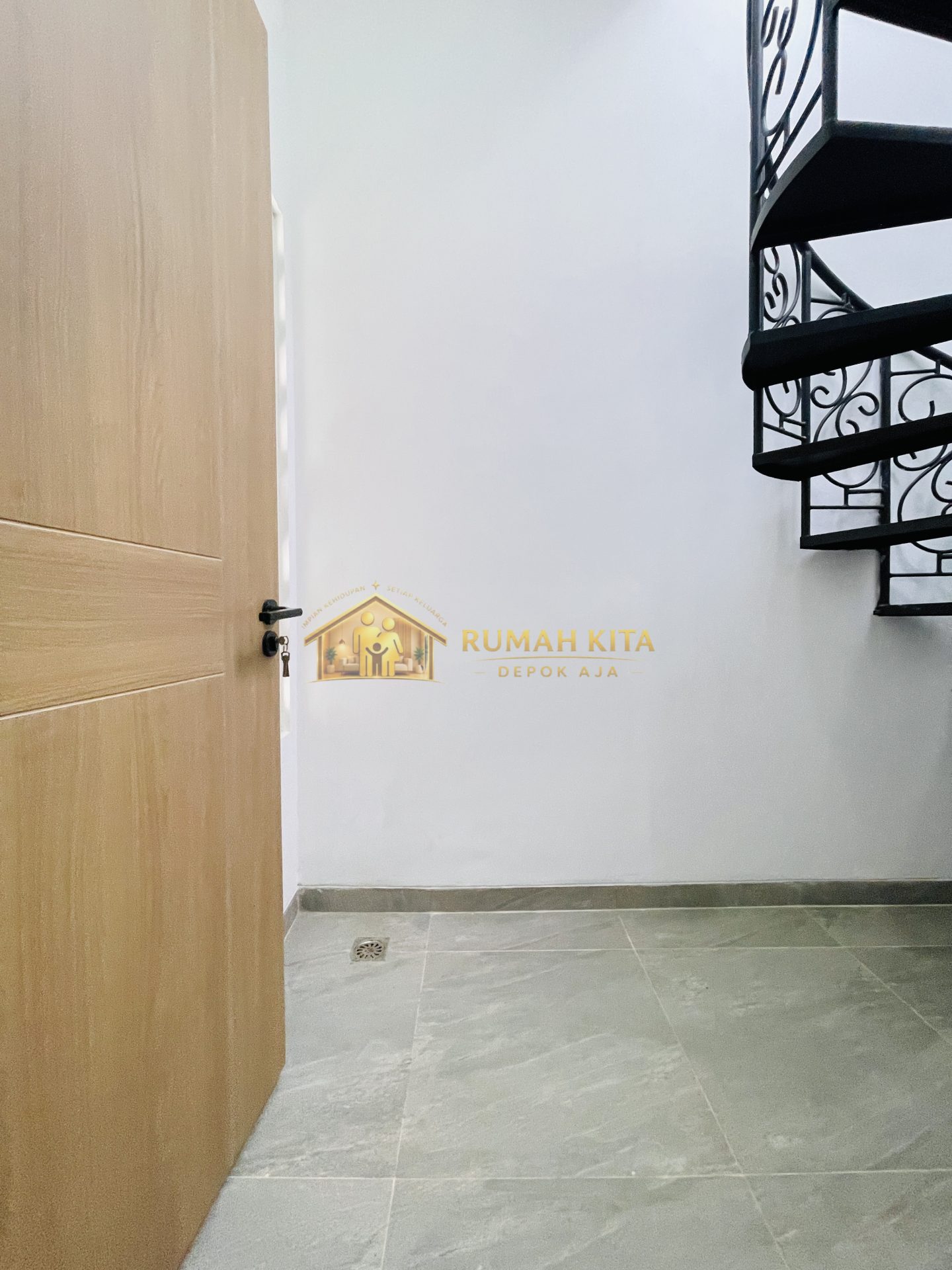 Area Laundry Rumah Dekat RS Brimob dan Kampus E Gunadarma di Depok