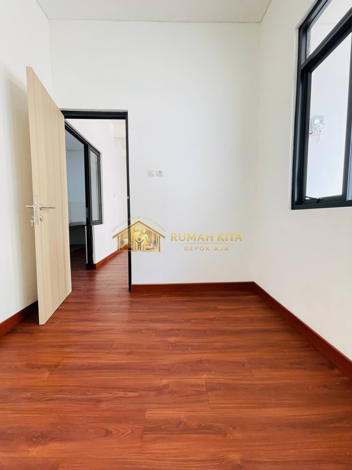 Kamar Tidur Rumah 2 Lantai Minimalis Dekat Stasiun Depok Lama
