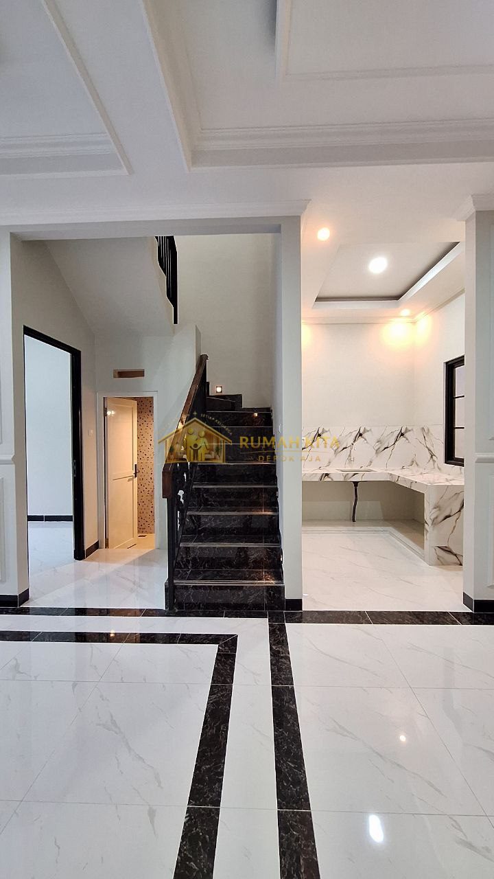 Ruang Makan Rumah Murah Dekat RS HGA Sukmajaya Depok