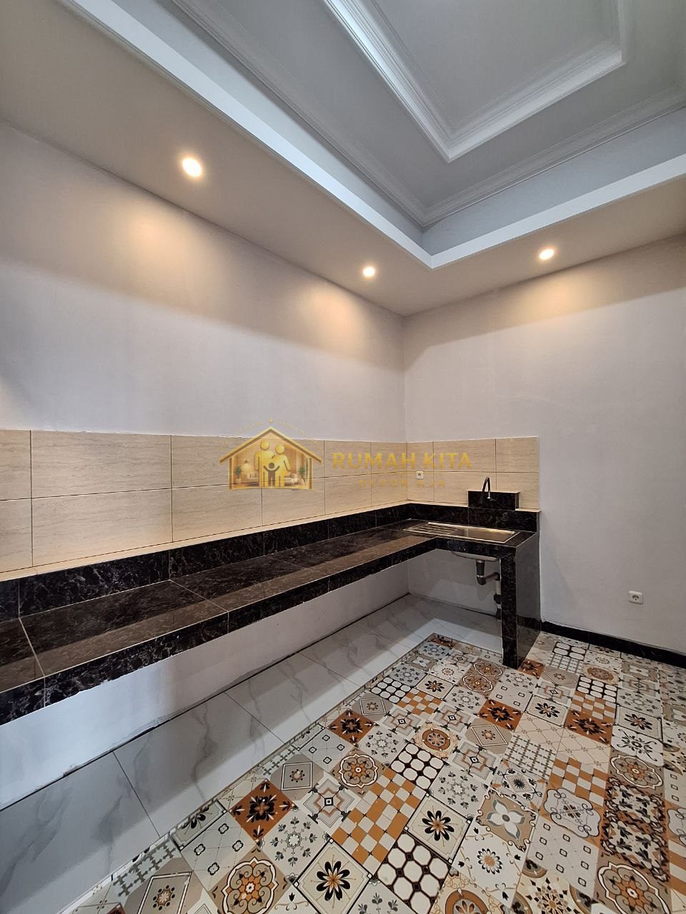 Dapur Rumah Dekat Stasiun Depok Lama