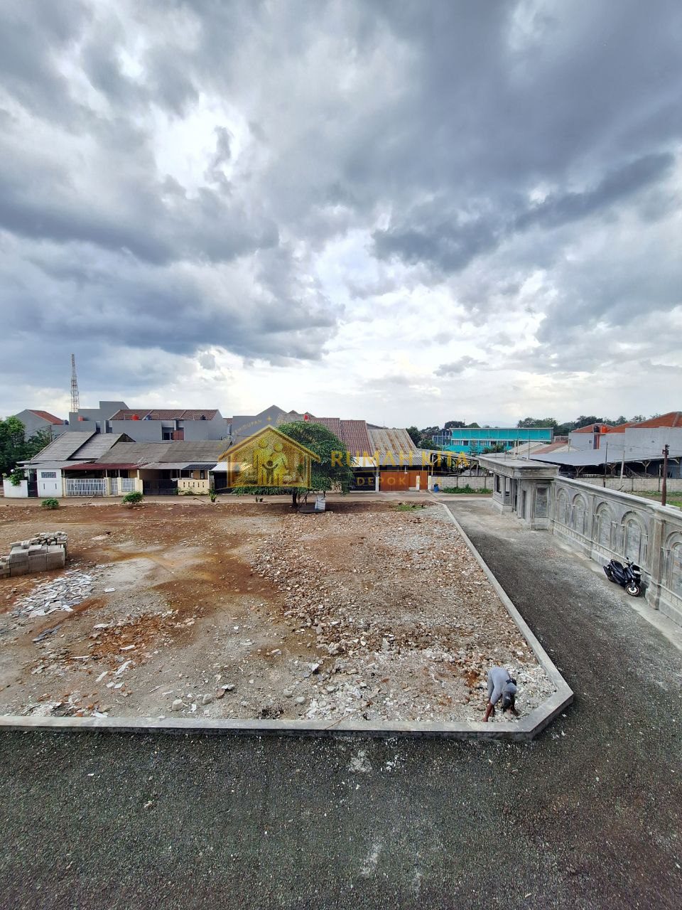 Akses Jalan Rumah Dekat Stasiun Depok Lama