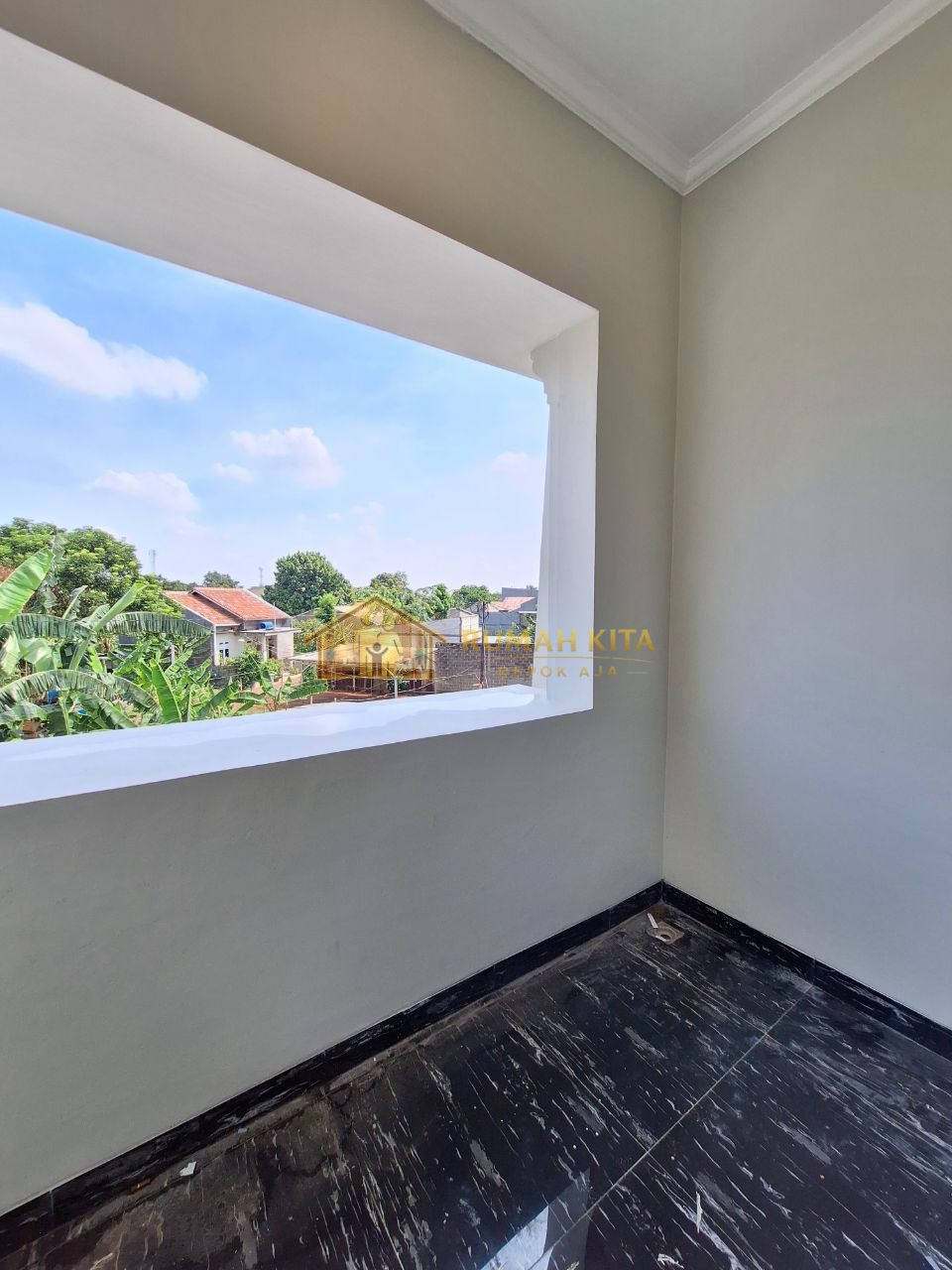 Balkon Rumah 2 Lantai di Cilodong Depok