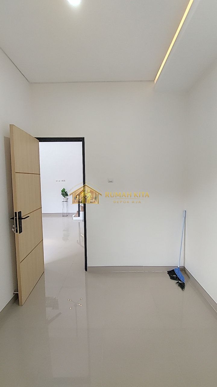 Kamar Tidur Rumah Dekat Pintu Tol Limo Depok