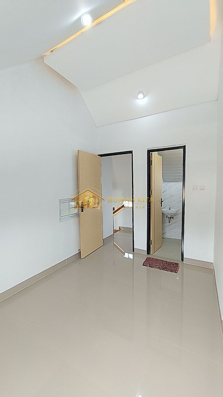 Kamar Tidur Rumah Dekat Pintu Tol Limo Depok
