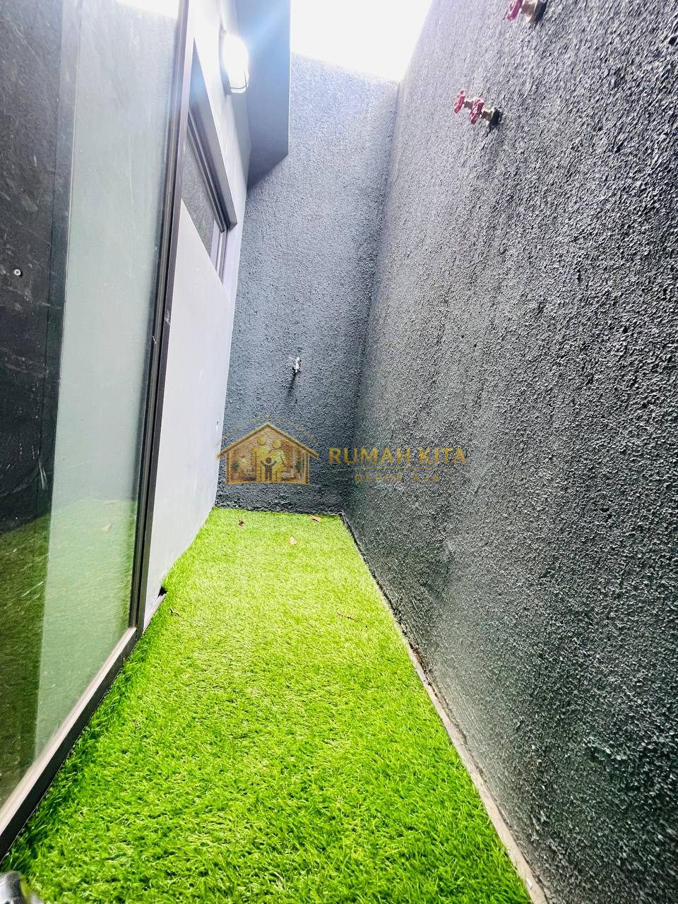 Area Laundry Rumah Furnish Dekat Pintu Tol Sawangan Depok
