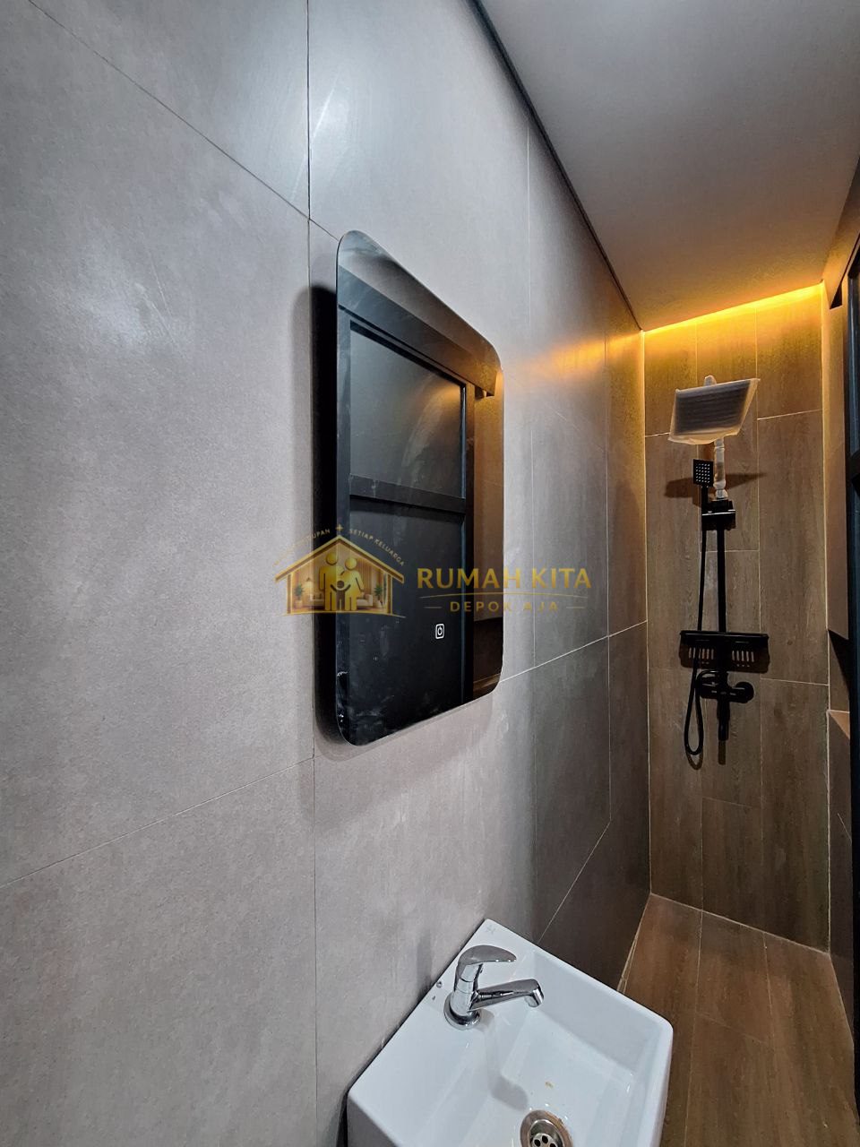 Kamar Mandi Rumah Furnish Dekat Pintu Tol Sawangan Depok