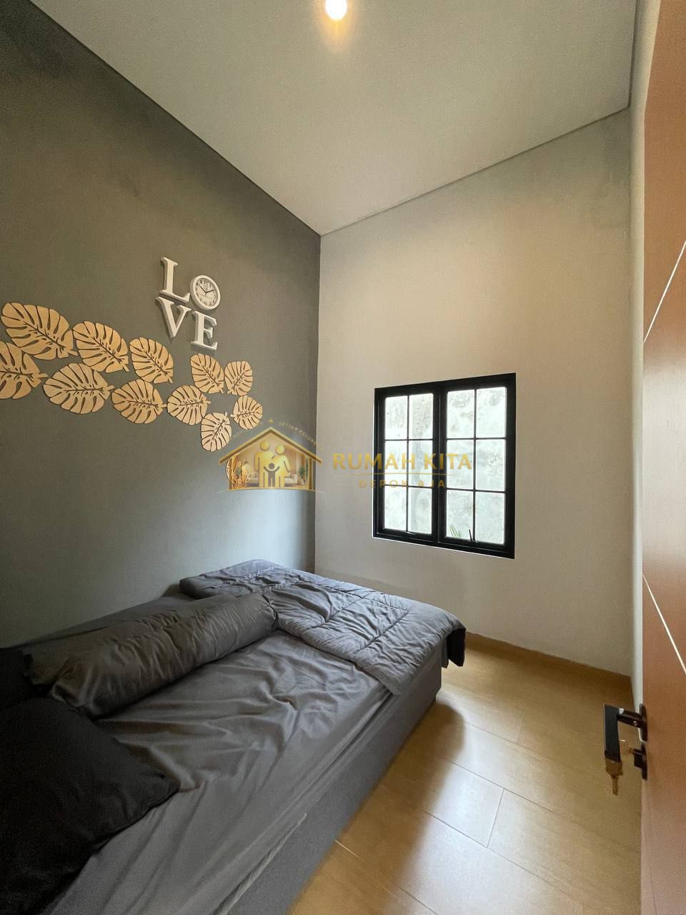 Kamar Tidur Rumah 1,5 Lantai Hanya Booking Fee 500 ribu di Sawangan Depok