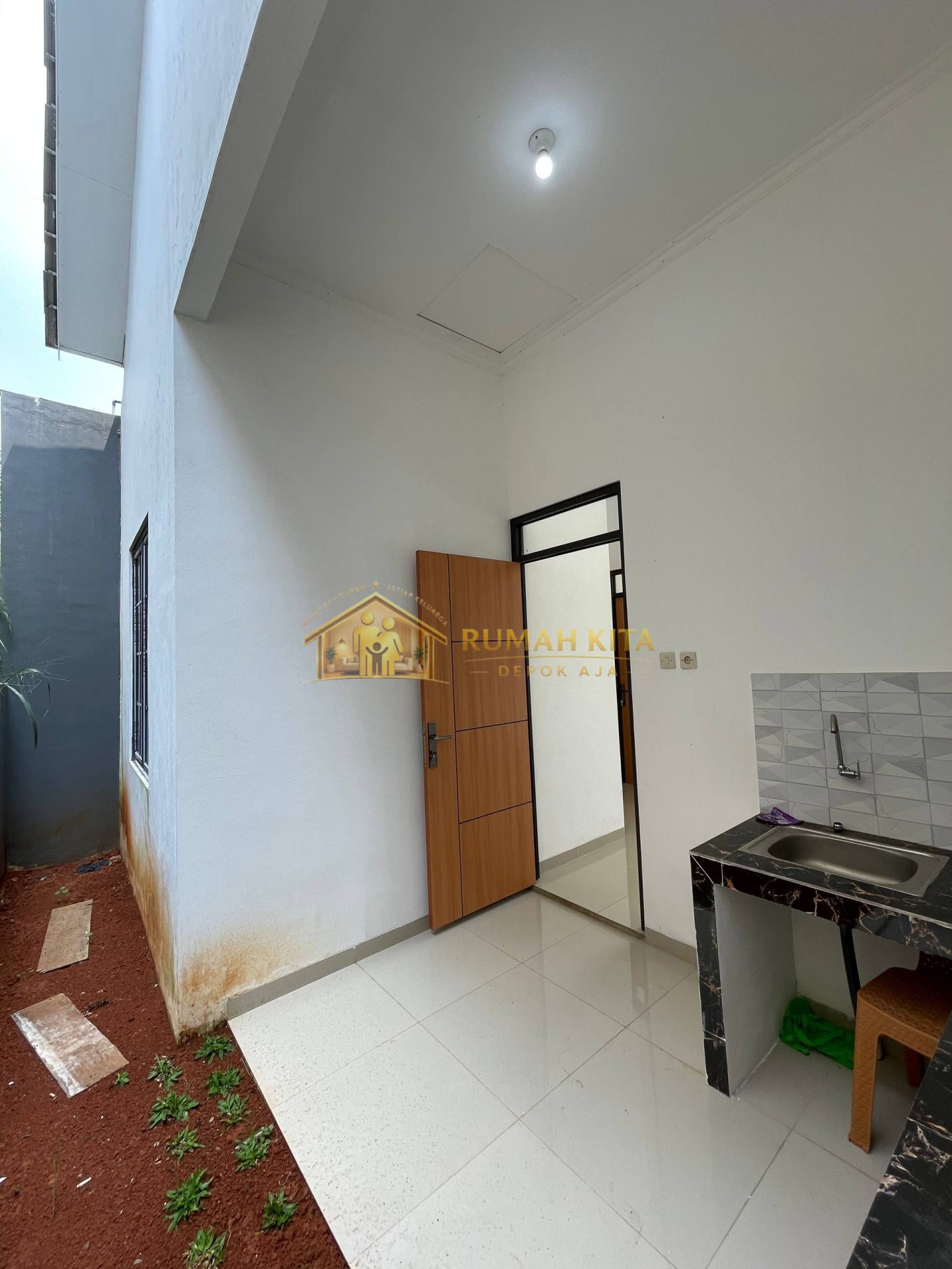 Halaman Rumah Murah Dekat Stasiun Citayam Depok
