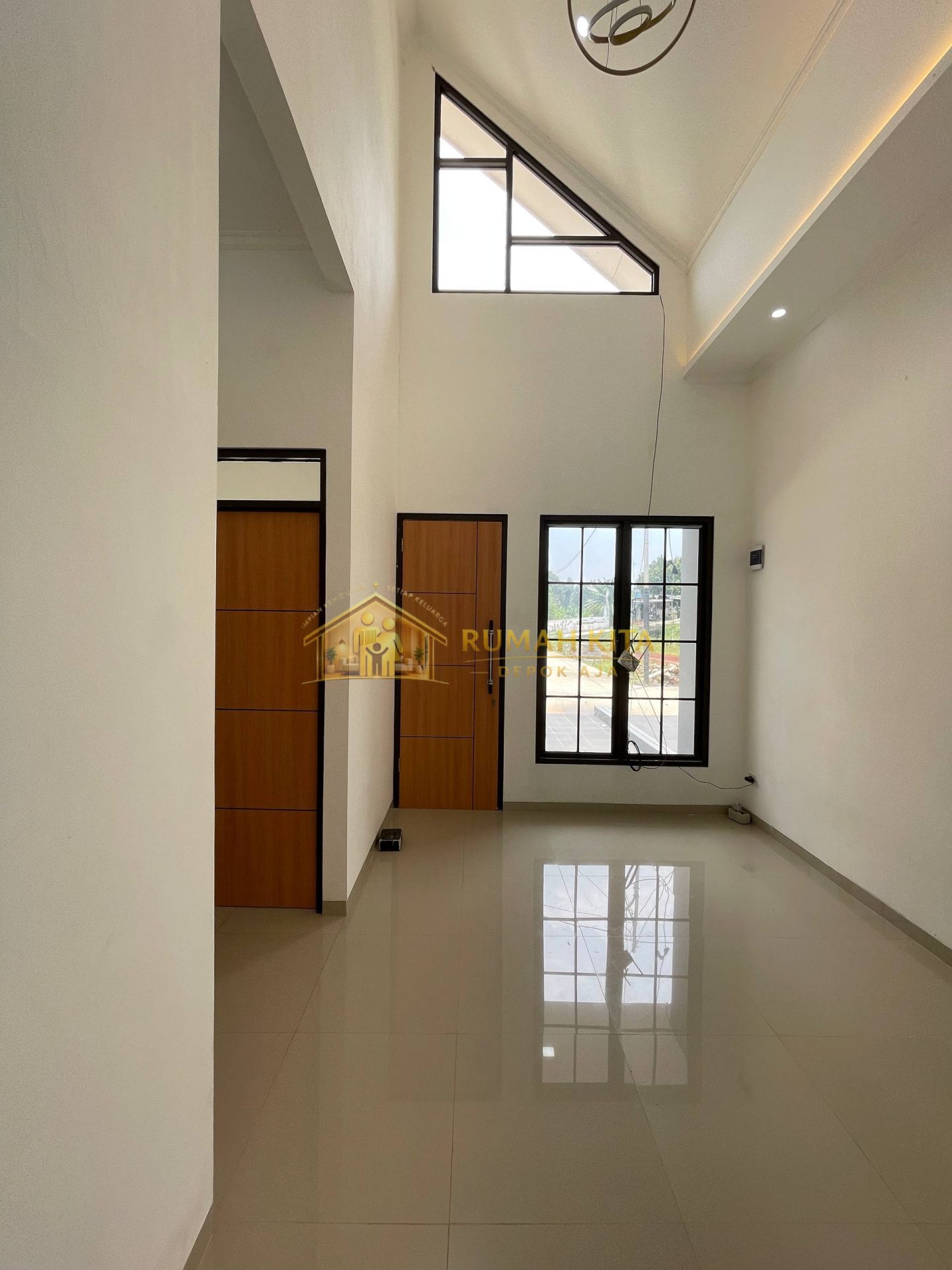 Ruang Tamu Rumah Murah Dekat Stasiun Citayam Depok