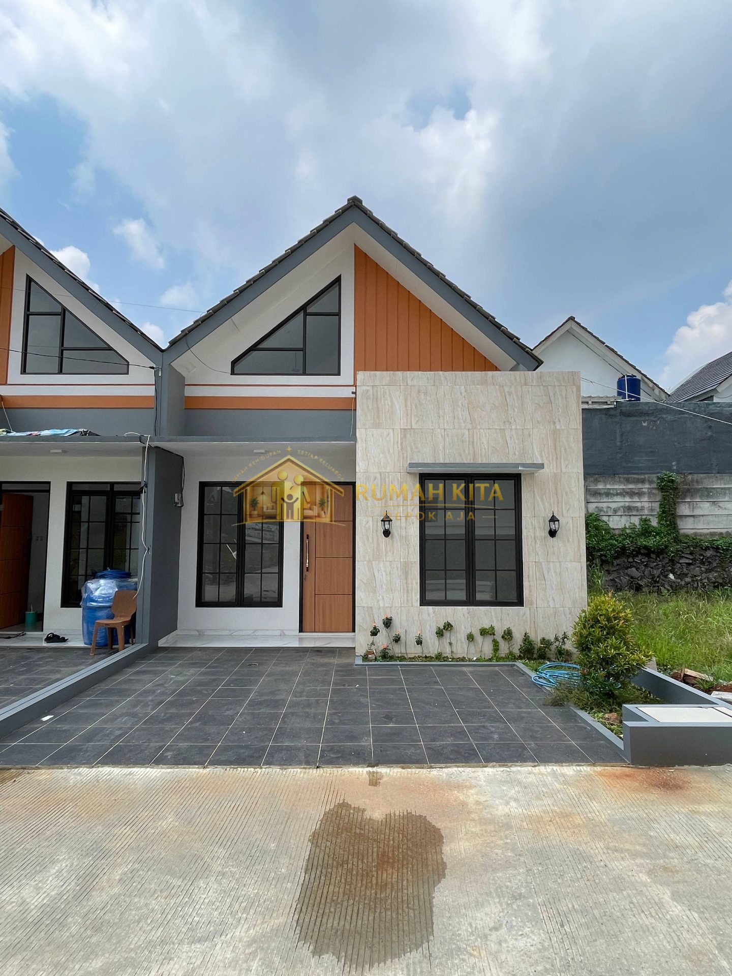 Fasad Rumah Murah Dekat Stasiun Citayam Depok