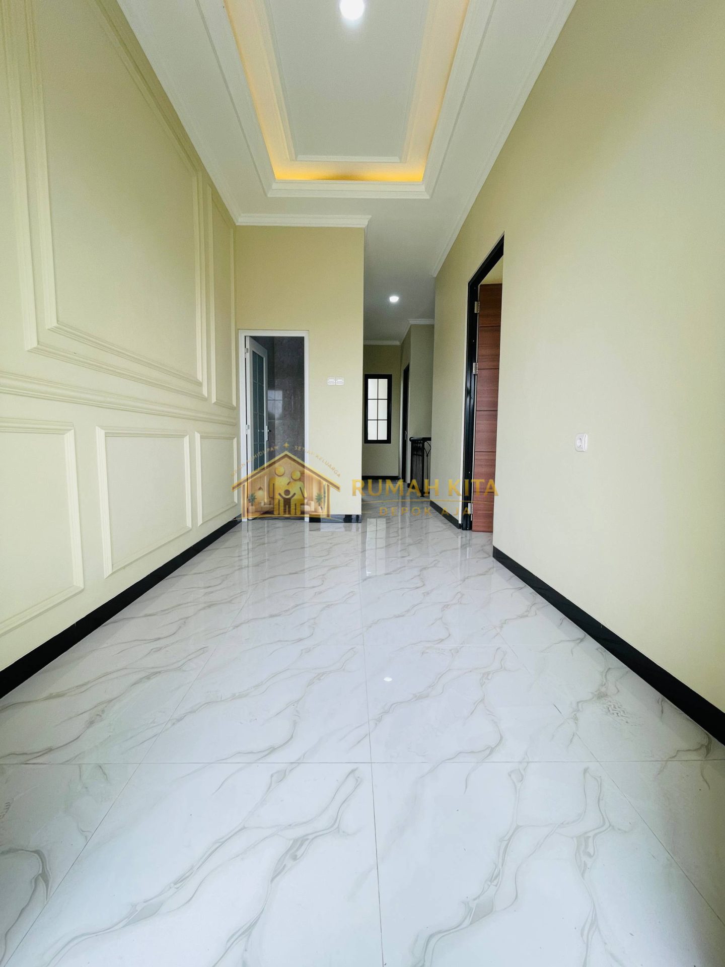 Ruang Keluarga Rumah 2 Lantai di Tirta Jaya Sukmajaya Depok