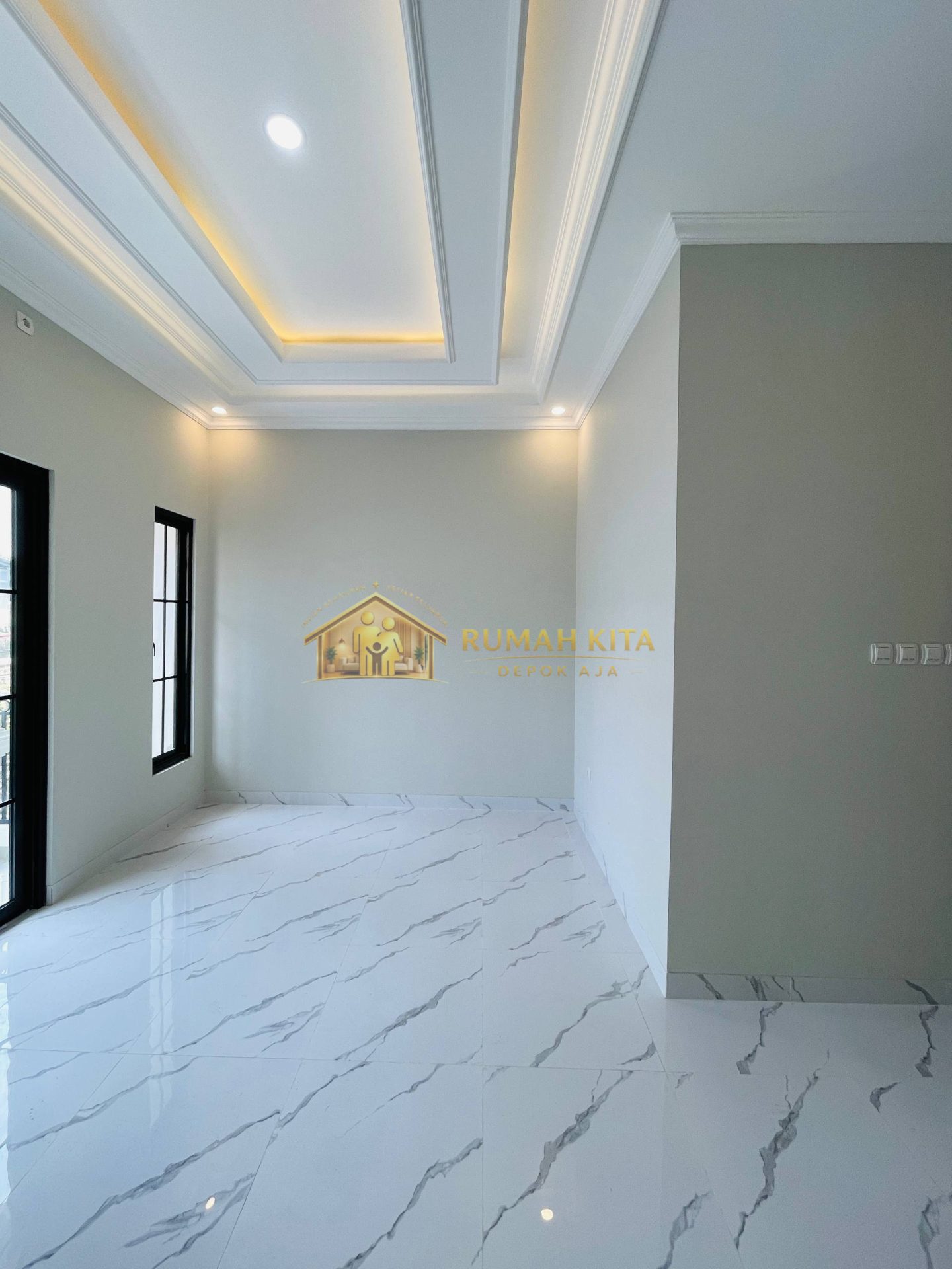 Kamar Tidur Rumah 2 Lantai Ready Stock Bergaya Amerika Klasik di Cilodong Depok
