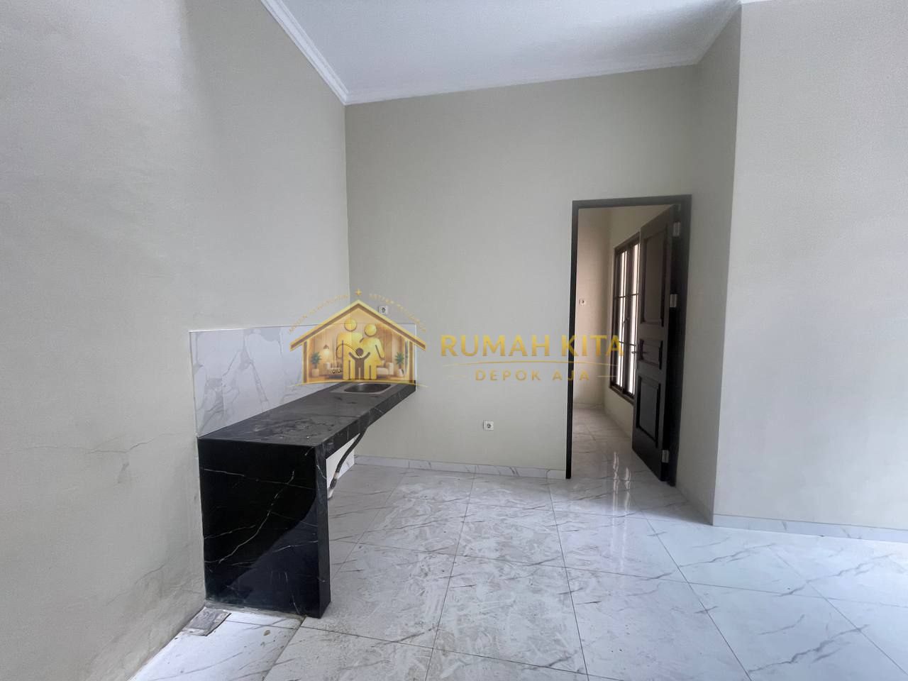 Dapur Rumah 2 Lantai Dekat Stasiun Depok Lama di Sukmajaya