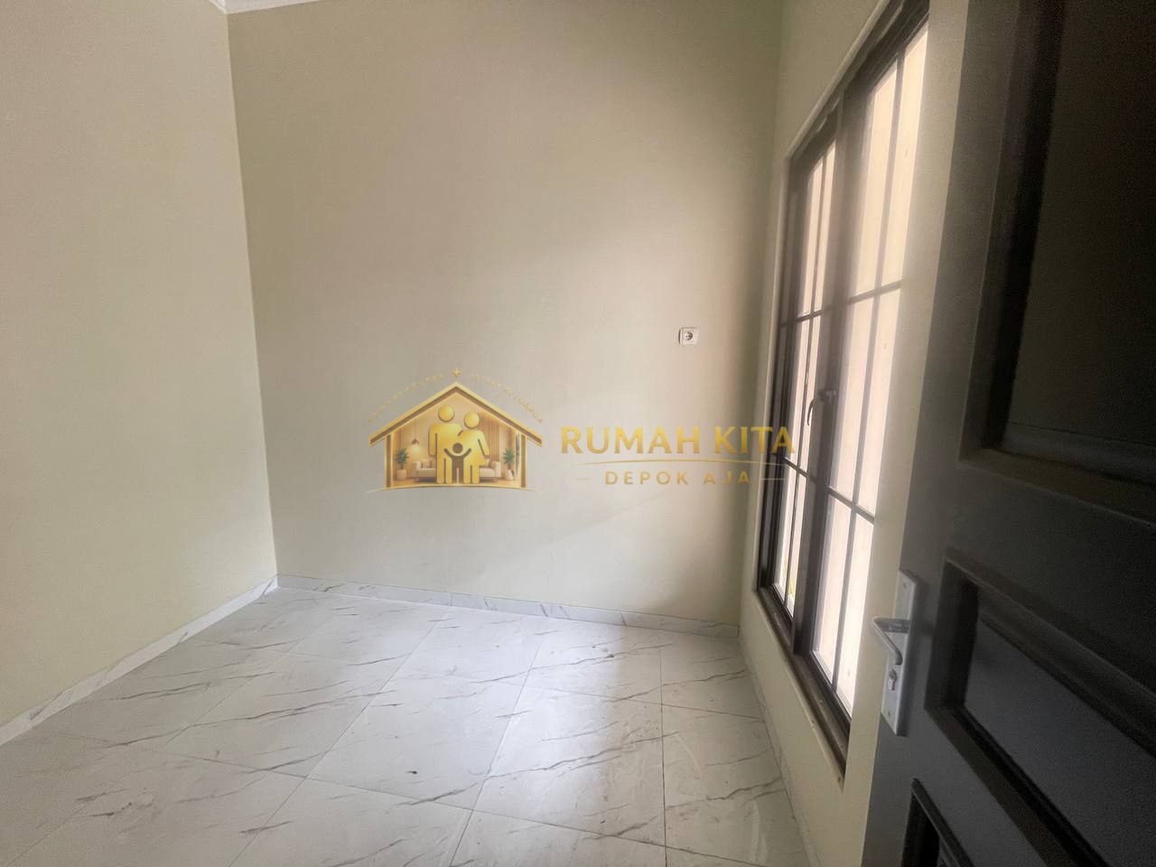 Kamar Tidur Rumah 2 Lantai Dekat Stasiun Depok Lama di Sukmajaya