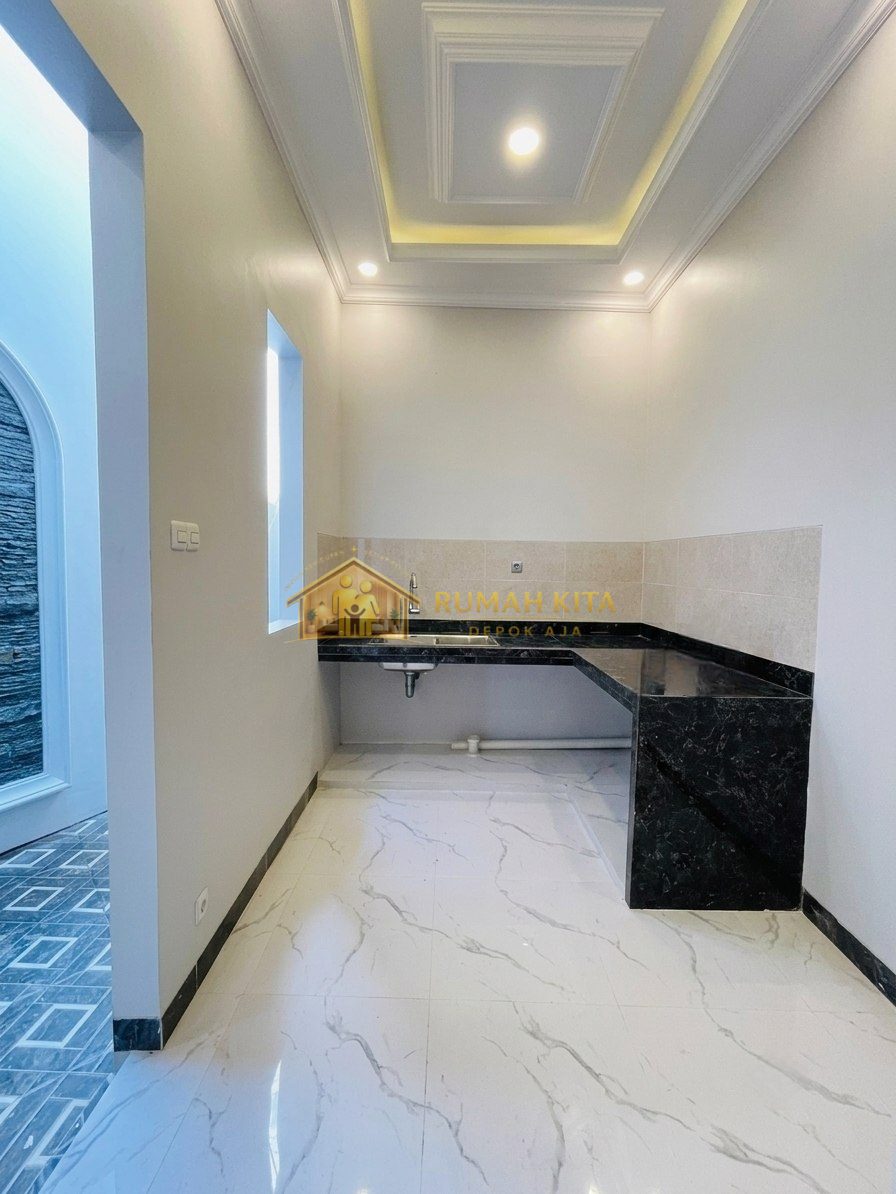 Dapur Rumah 2 Lantai Dekat RS HGA dan Stasiun Depok Lama di Sukmajaya Depok