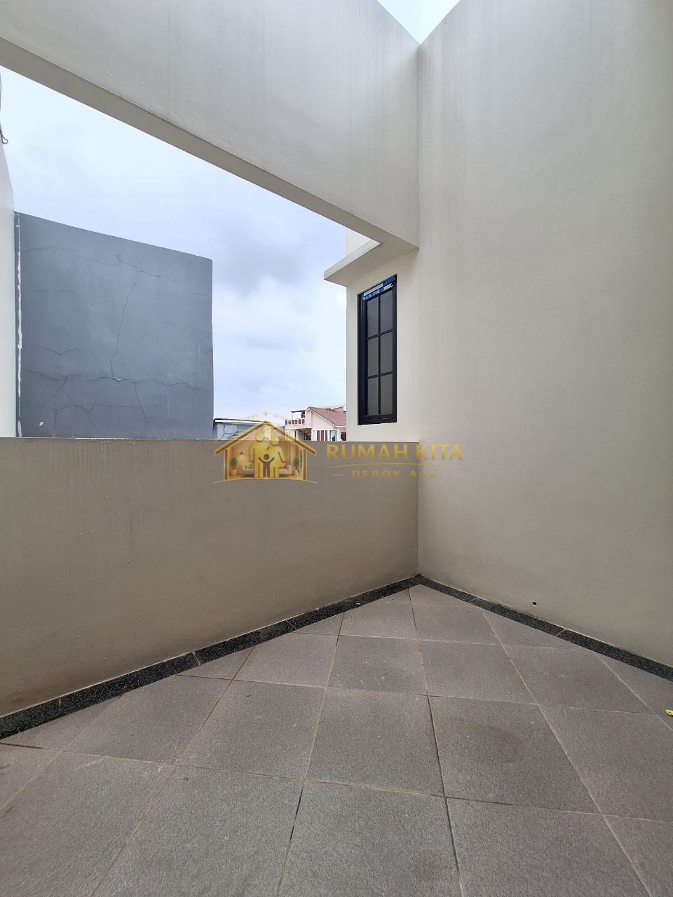 Area Laundry Rumah 2 Lantai di Kalimulya Dekat Stasiun Depok Lama