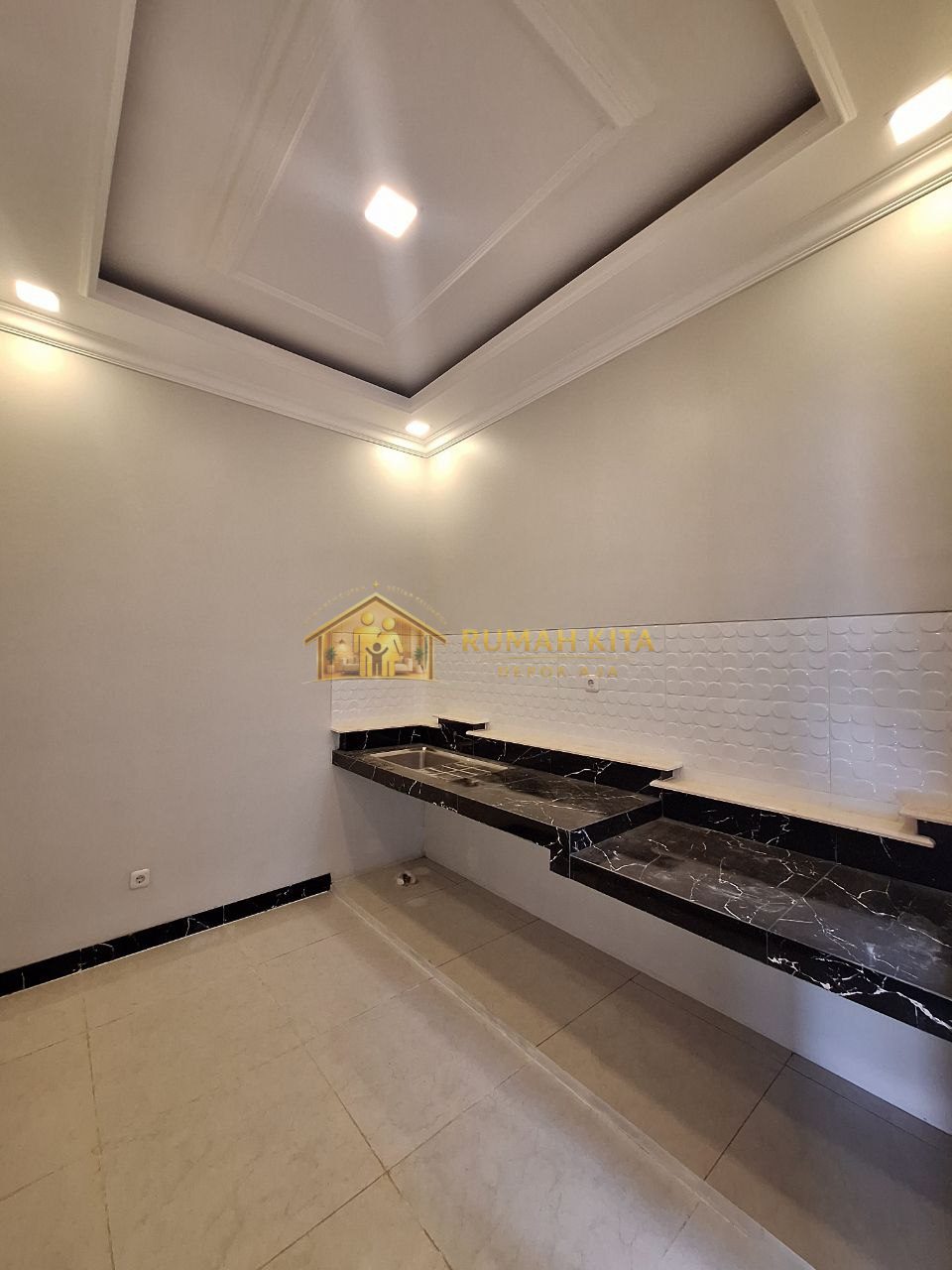 Dapur Rumah 2 Lantai Dekat Stasiun Depok Lama dan Citayam