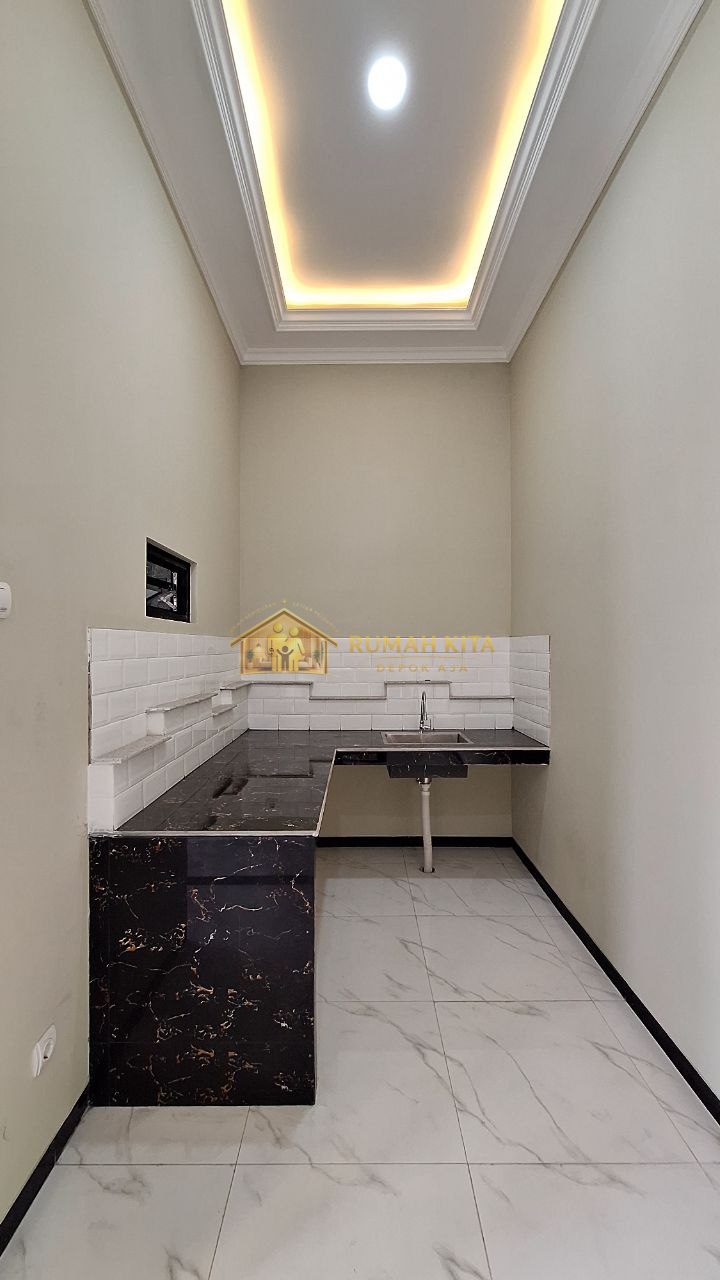Dapur Rumah 2 lantai Nempel Taman Merdeka Sukmajaya Depok