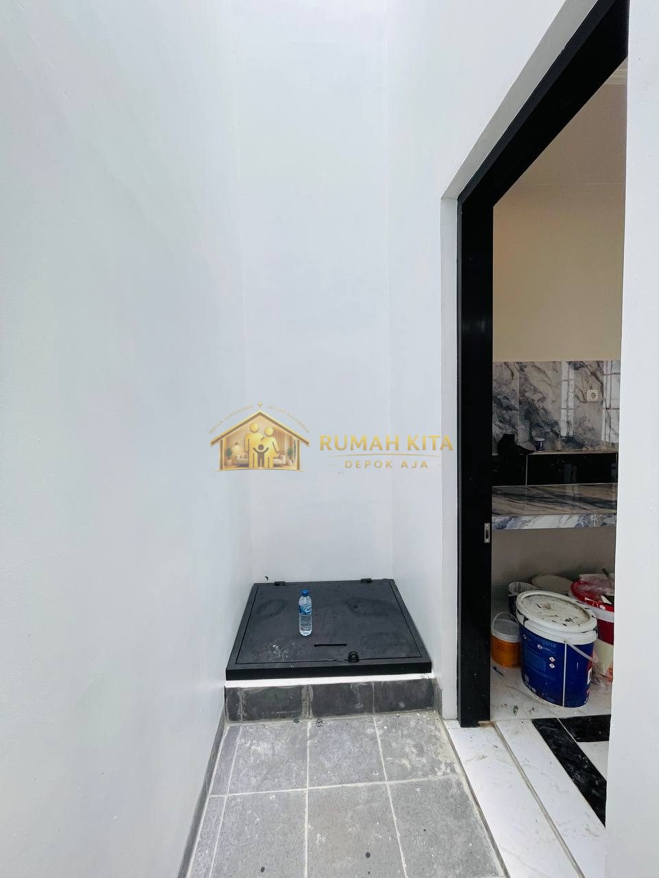 Area Laundry Rumah Mewah 2 Lantai Dekat Grand Depok City